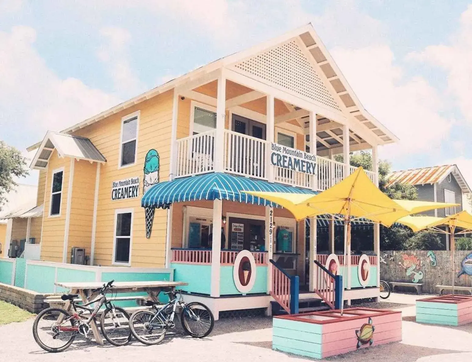 blue mountain beach 